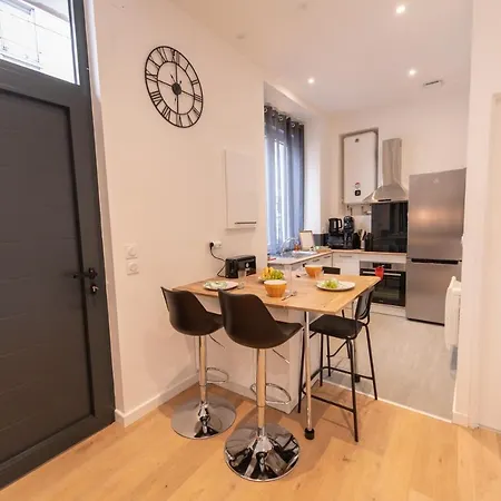Kasa Loft Centre 2 - Wifi Et Tv - Confortable Et Stationnement Gratuit A Proximite * Saint-Etienne (Loire)